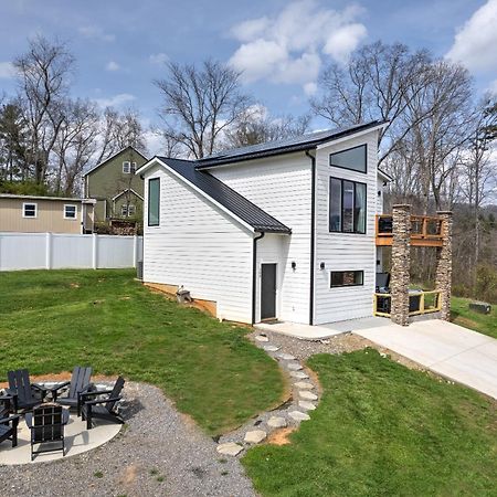 فيلا Mon Tresor, Modern Mountain Views With Deck Weaverville المظهر الخارجي الصورة