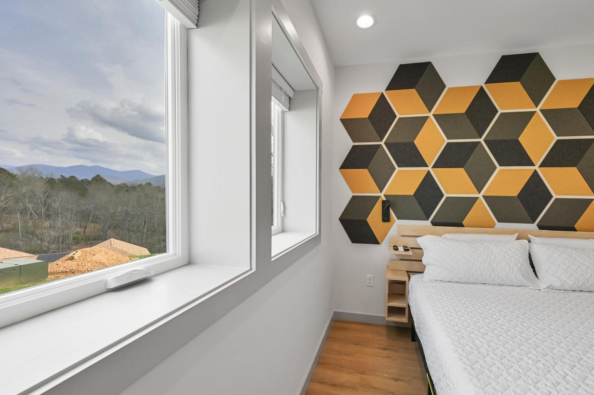 فيلا Mon Tresor, Modern Mountain Views With Deck Weaverville المظهر الخارجي الصورة