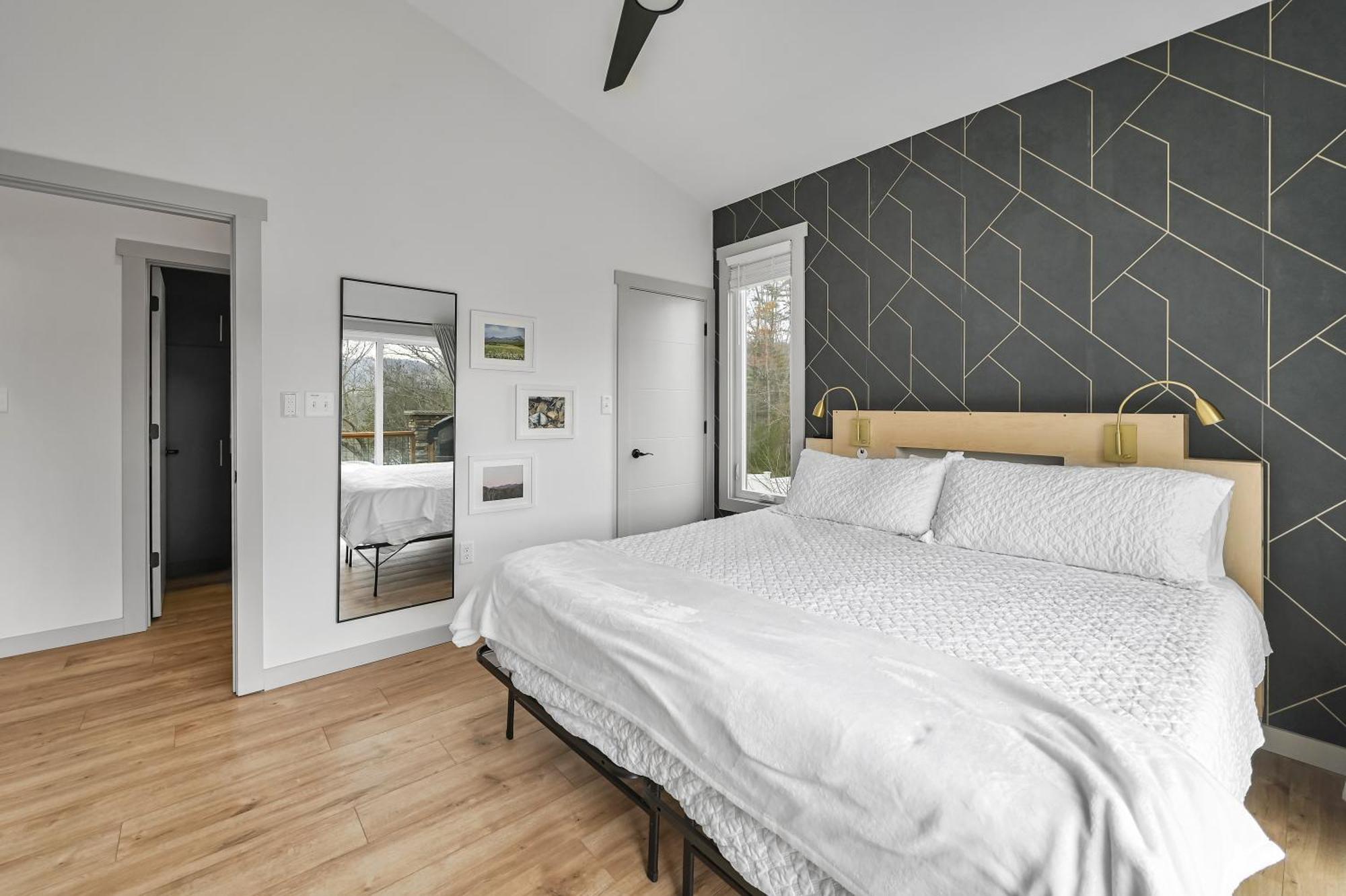 فيلا Mon Tresor, Modern Mountain Views With Deck Weaverville المظهر الخارجي الصورة